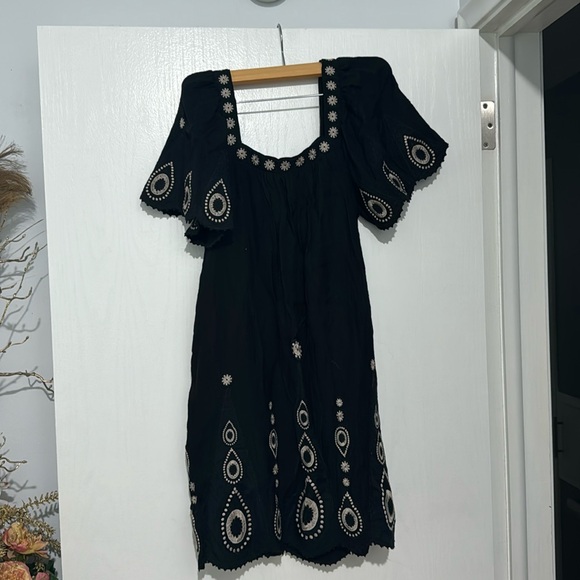 Mini dress - Picture 2 of 10